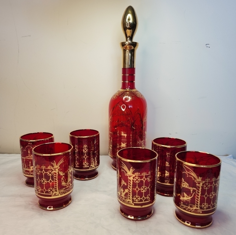 Murano Glass red gold Decanter Set